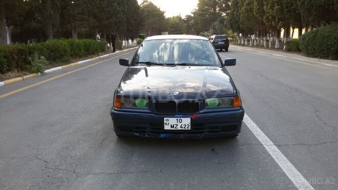 BMW 318 1995, 344,000 km - 1.8 l - Sumqayıt