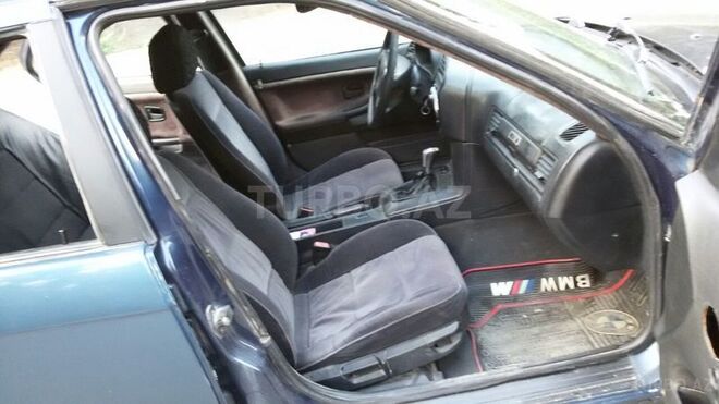 BMW 318 1995, 344,000 km - 1.8 l - Sumqayıt