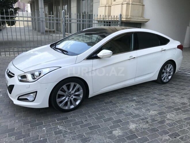 Hyundai i40 2013, 122,000 km - 2.0 l - Bakı