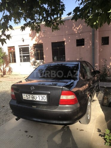 Opel Vectra 1996, 350,000 km - 1.8 l - Gəncə