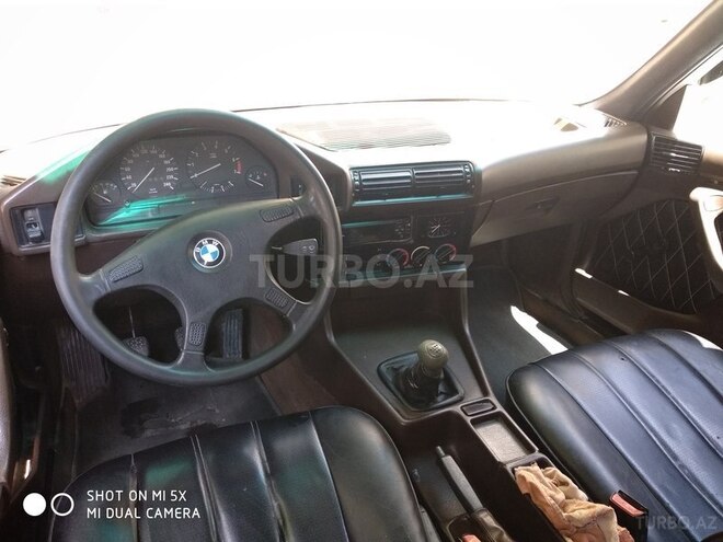 BMW 520 1990, 350,000 km - 2.0 l - Bakı