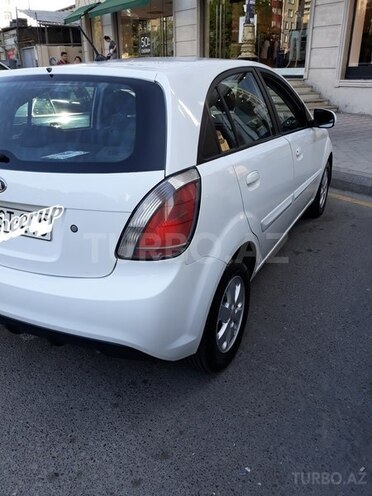 Kia Rio 2010, 111,070 km - 1.4 l - Bakı