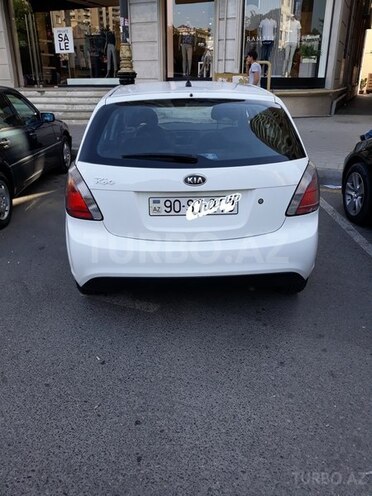 Kia Rio 2010, 111,070 km - 1.4 l - Bakı
