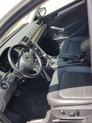 Volkswagen Passat 2013, 64,000 km - 1.8 l - Bakı