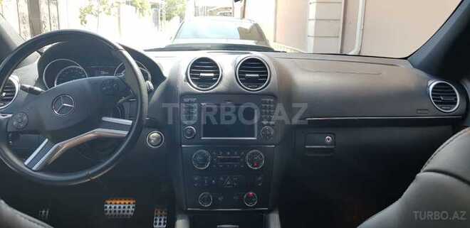Mercedes GL 550 2011, 34,000 km - 5.0 l - Naxçıvan