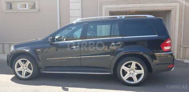 Mercedes GL 550 2011, 34,000 km - 5.0 l - Naxçıvan