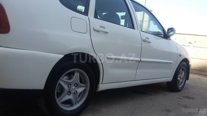 Volkswagen Polo 1998, 311,979 km - 1.6 l - Bakı