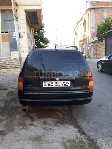 Opel Astra 1993, 312,000 km - 2.0 l - Bakı