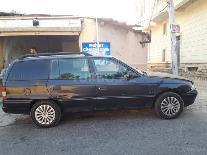 Opel Astra 1993, 312,000 km - 2.0 l - Bakı