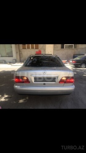 Mercedes E 200 1996, 297,000 km - 2.0 л - Bakı