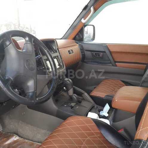 Mitsubishi Pajero 2000, 230,000 km - 3.5 л - Bakı