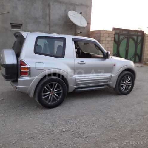 Mitsubishi Pajero 2000, 230,000 km - 3.5 л - Bakı