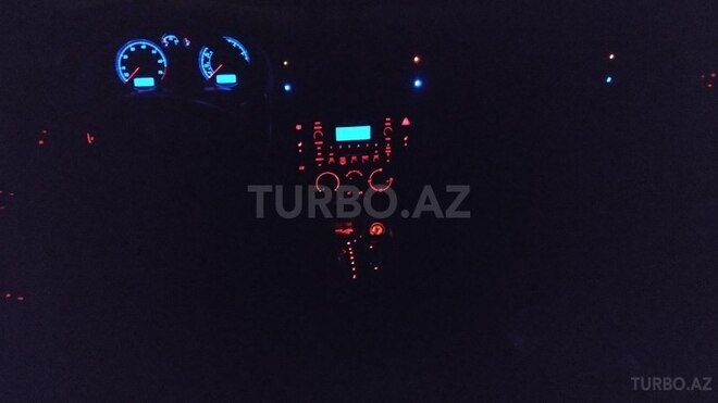 Volkswagen Passat 2002, 250,365 km - 1.8 l - Gəncə