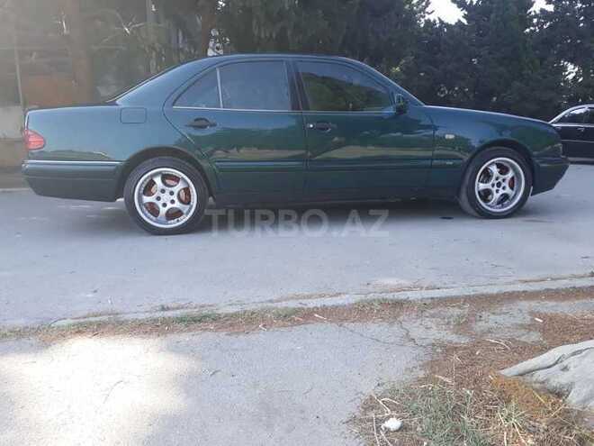 Mercedes E 220 1997, 458,506 km - 2.2 l - Bakı