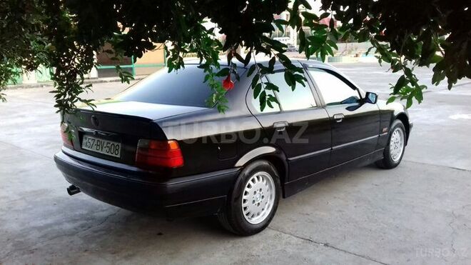 BMW 318 1995, 205,000 km - 1.8 l - Şəmkir