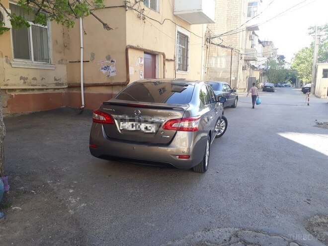 Nissan Sentra 2013, 68,500 km - 1.8 l - Sumqayıt