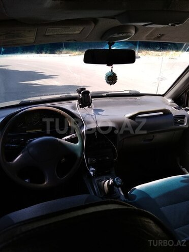 Kia Sportage 1996, 288,150 km - 2.0 л - Bakı