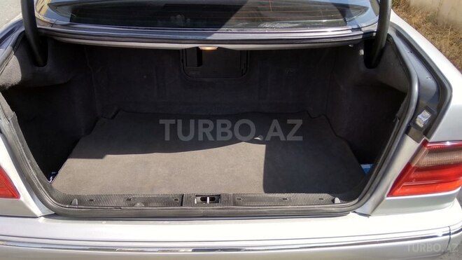 Mercedes E 220 2000, 351,000 km - 2.2 l - Bakı