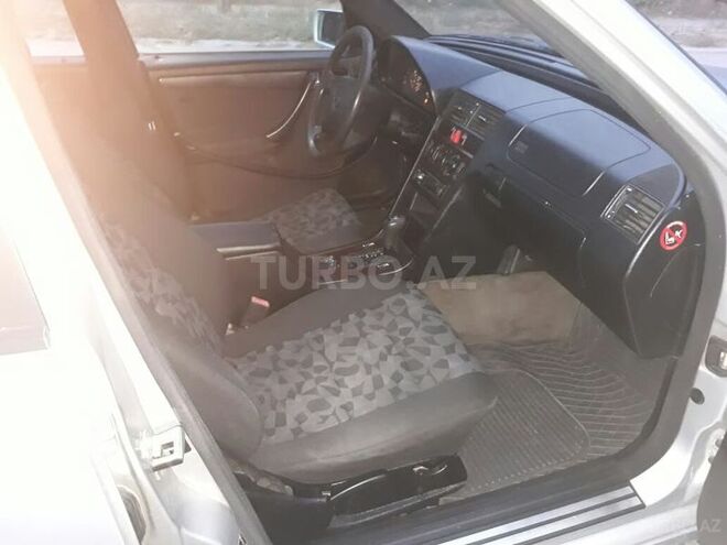 Mercedes C 180 1997, 390,000 km - 1.8 l - Sumqayıt