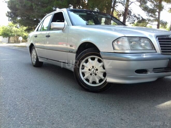 Mercedes C 180 1997, 390,000 km - 1.8 l - Sumqayıt