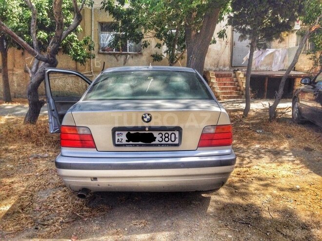 BMW 320 1995, 370,000 km - 0.2 л - Bakı