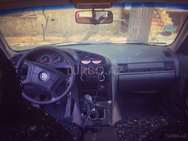 BMW 320 1995, 370,000 km - 0.2 л - Bakı