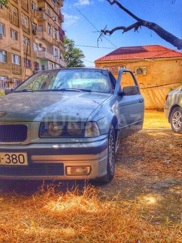 BMW 320 1995, 370,000 km - 0.2 л - Bakı