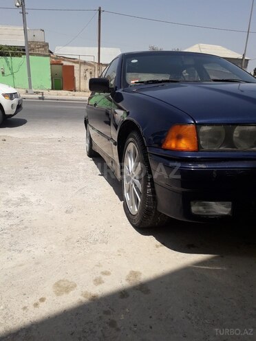 BMW 318 1992, 250,000 km - 1.8 l - Bakı
