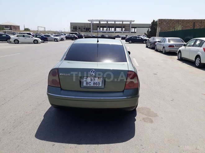 Volkswagen Passat 2001, 195,000 km - 1.8 l - Sumqayıt