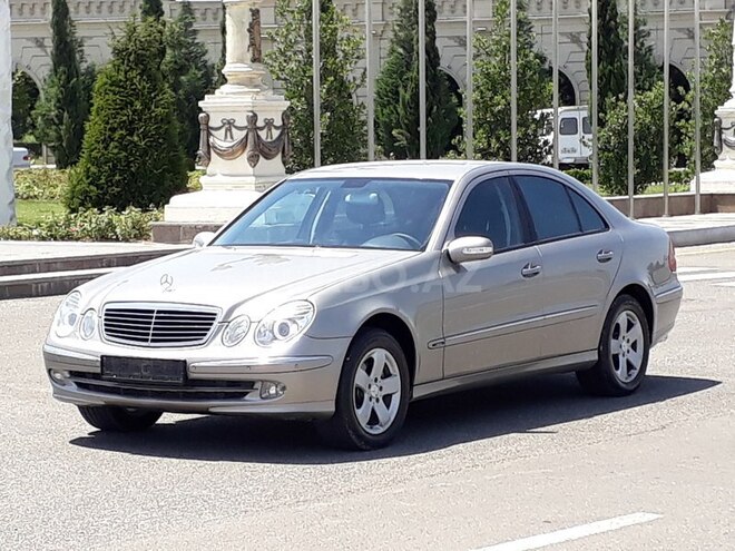 Mercedes E 200 2003, 211,000 km - 1.8 л - Gəncə