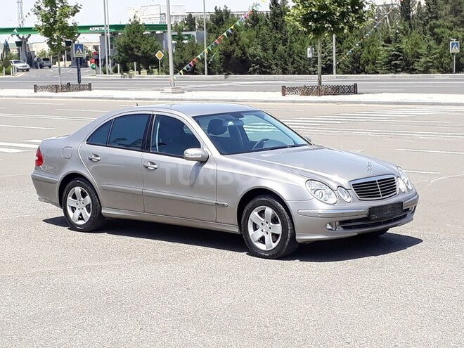 Mercedes E 200 2003, 211,000 km - 1.8 л - Gəncə