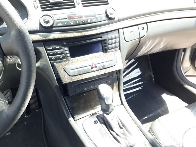 Mercedes E 200 2003, 211,000 km - 1.8 л - Gəncə