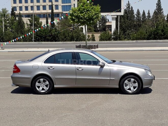 Mercedes E 200 2003, 211,000 km - 1.8 л - Gəncə