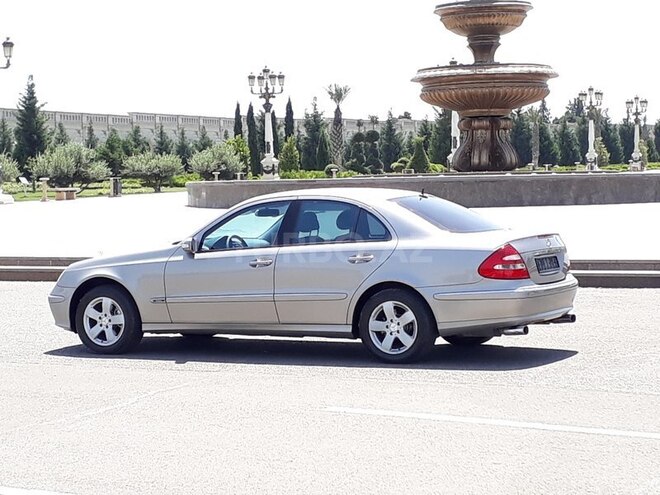 Mercedes E 200 2003, 211,000 km - 1.8 л - Gəncə