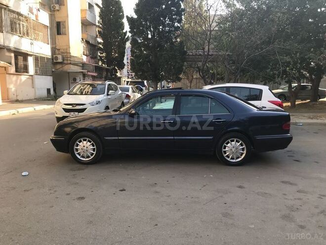 Mercedes E 200 2000, 247,000 km - 2.0 л - Bakı