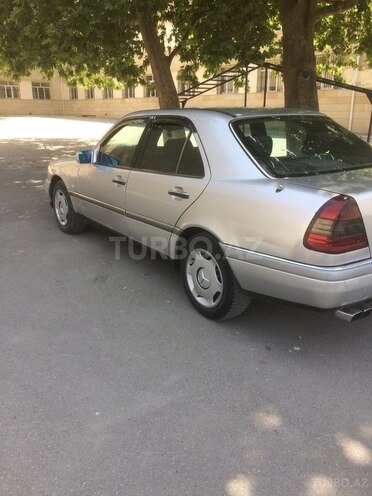 Mercedes C 180 1995, 435,000 km - 1.8 l - Bakı