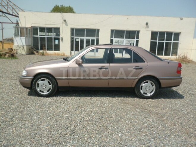 Mercedes C 180 1993, 297,765 km - 1.8 л - Gəncə