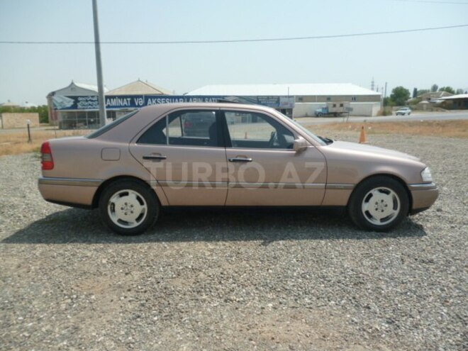 Mercedes C 180 1993, 297,765 km - 1.8 л - Gəncə