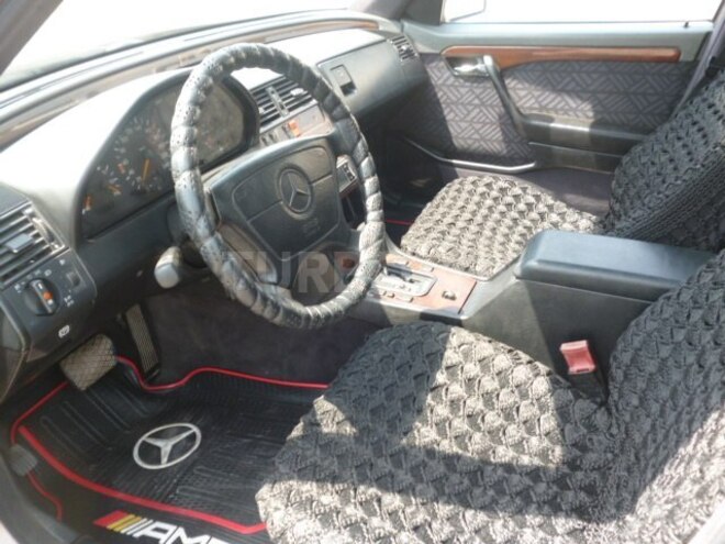 Mercedes C 180 1993, 297,765 km - 1.8 л - Gəncə