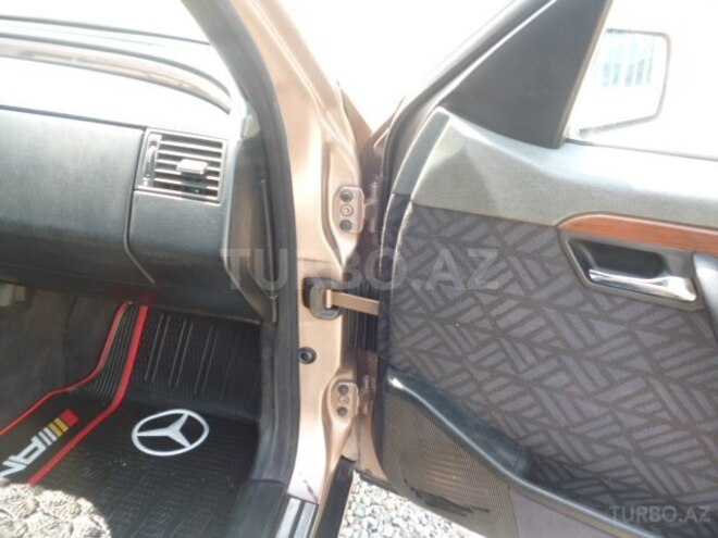 Mercedes C 180 1993, 297,765 km - 1.8 л - Gəncə