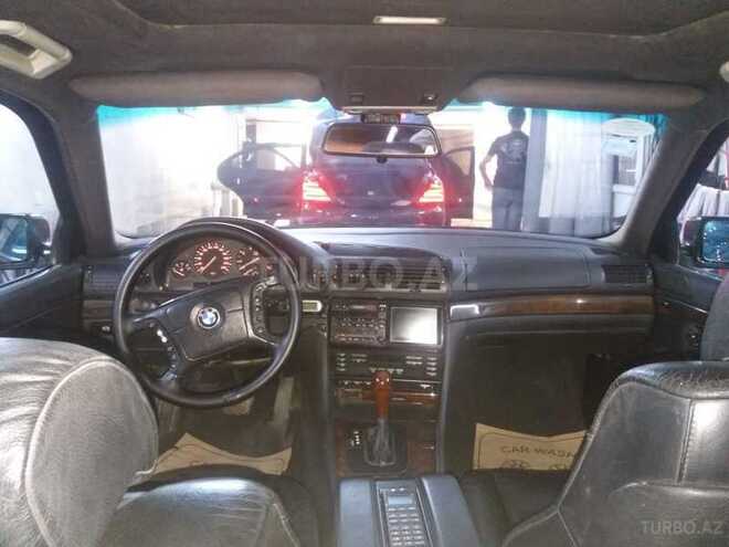 BMW 728 2000, 329,000 km - 2.8 l - Bakı