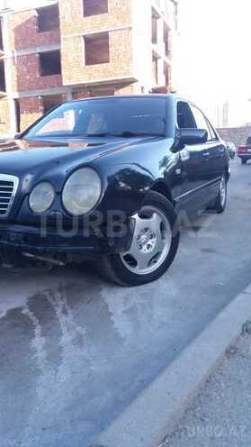 Mercedes E 240 1998, 268,000 km - 2.4 l - Bakı