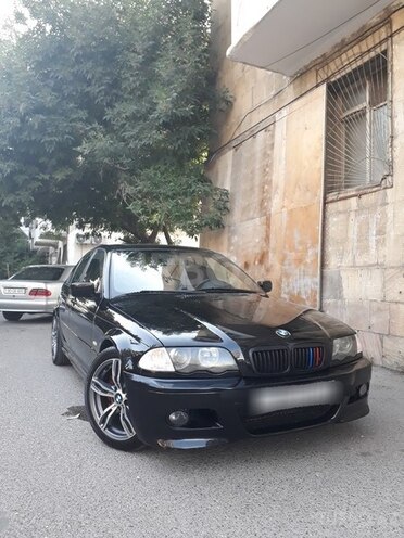 BMW 330 2001, 220,000 km - 3.0 л - Bakı