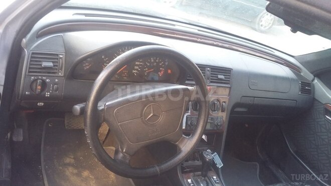 Mercedes C 220 1995, 345,000 km - 2.2 l - Xırdalan