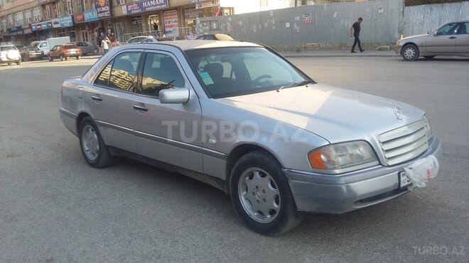 Mercedes C 220 1995, 345,000 km - 2.2 l - Xırdalan