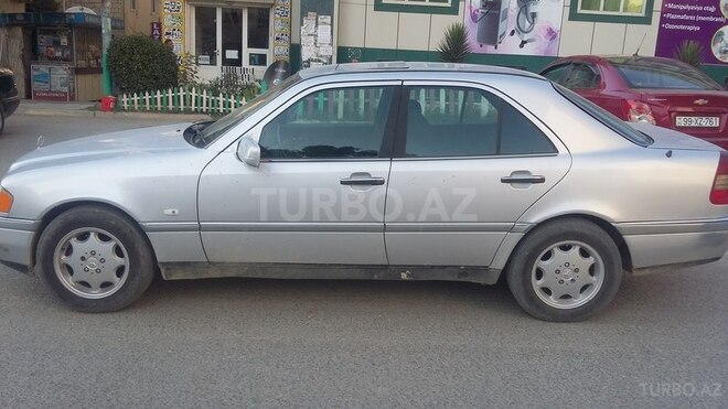 Mercedes C 220 1995, 345,000 km - 2.2 l - Xırdalan
