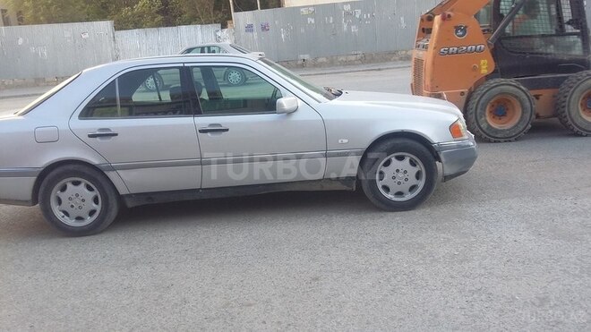 Mercedes C 220 1995, 345,000 km - 2.2 l - Xırdalan
