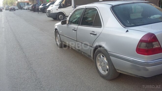 Mercedes C 220 1995, 345,000 km - 2.2 l - Xırdalan