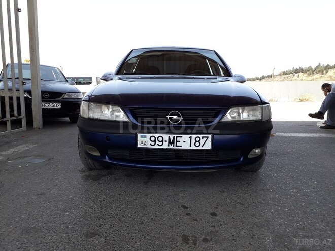 Opel Vectra 1997, 352,000 km - 1.6 l - Bakı