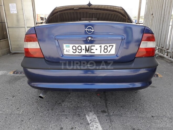 Opel Vectra 1997, 352,000 km - 1.6 l - Bakı